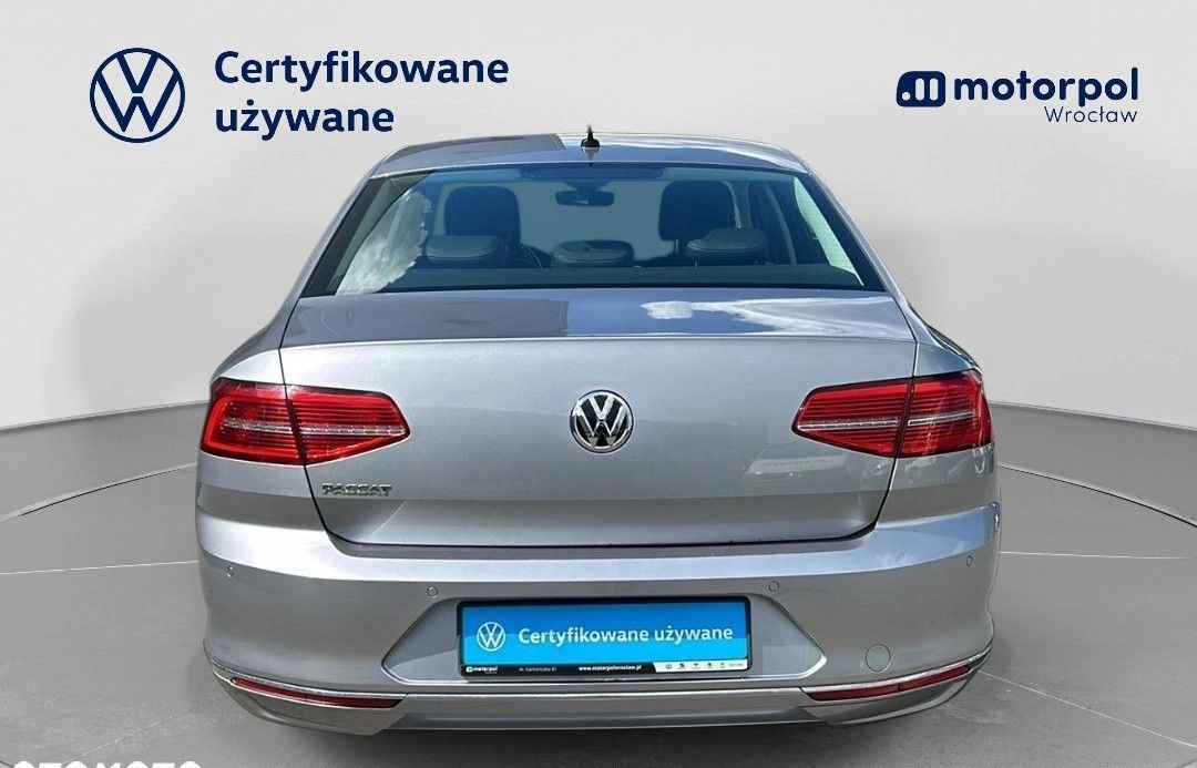 Volkswagen Passat cena 89900 przebieg: 150197, rok produkcji 2019 z Wągrowiec małe 466